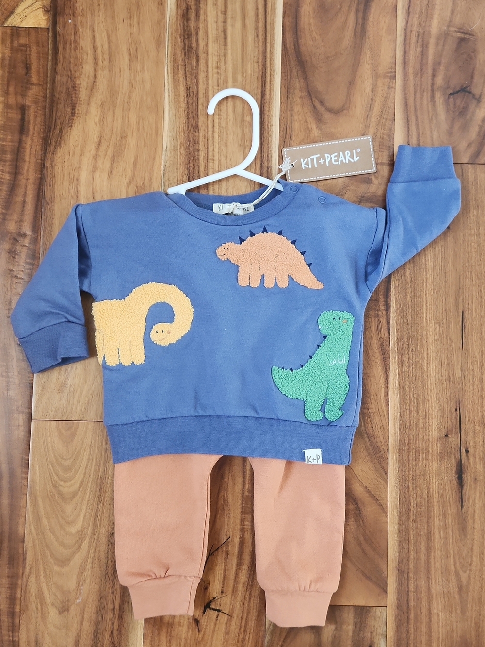KIT+PEARL Blue Dinosaur Sweatshirt & Peach Joggers Set NWT! 3-6M